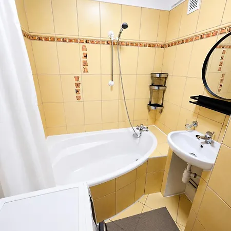 Apartment Z Widokiem Na Bazylike